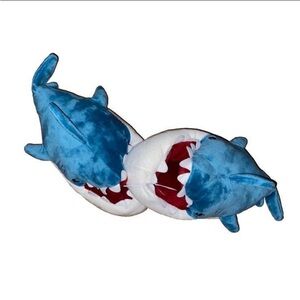 NEW Cat & Jack Youth Blue /White Shark Slippers Size M (2/3) NWT
